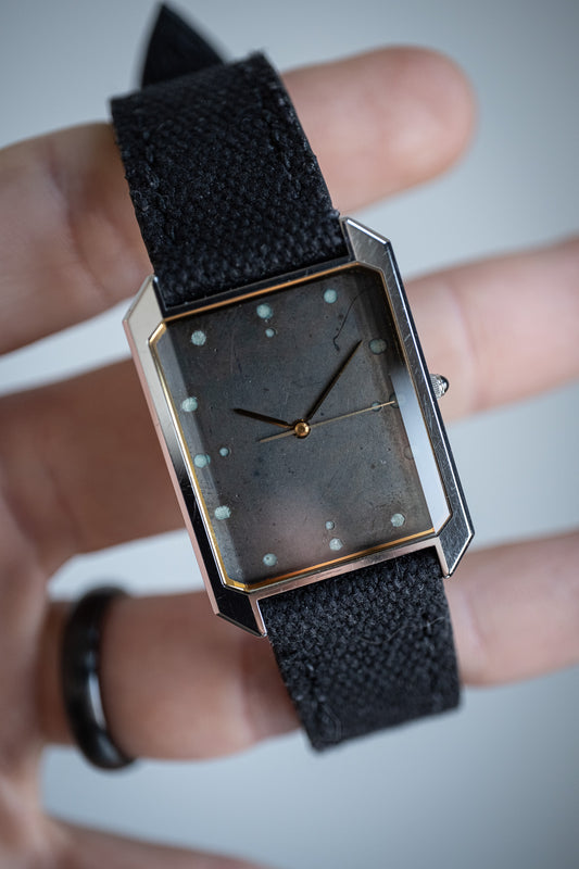 Custom Monochrome | Brutal, alien, tungsten